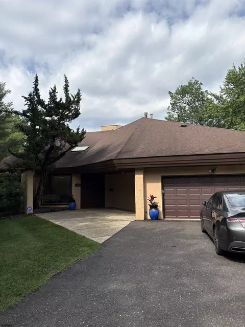 400 Pleasant Valley Ave, Moorestown, NJ 08057
