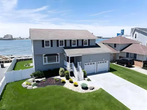 48 W Ocean Dr, Brigantine, NJ 08203