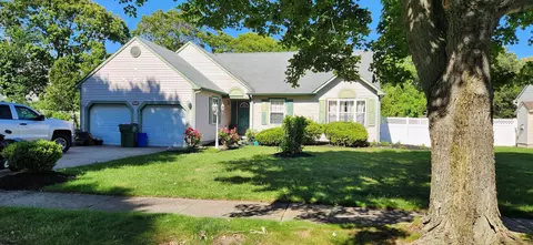 118 Grange Cross, Egg Harbor Township, NJ 08234