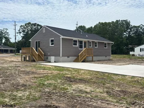 102 Wisteria St, Egg Harbor Township, NJ 08234