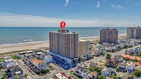 100 S Berkley Sq #9D, Atlantic City, NJ 08401