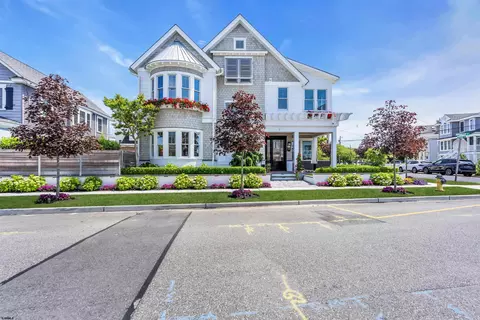 2 Morningside Rd, Ocean City, NJ 08226