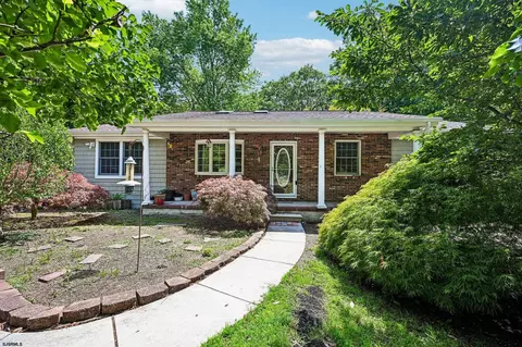 403 Dogwood Ave, Egg Harbor Township, NJ 08234