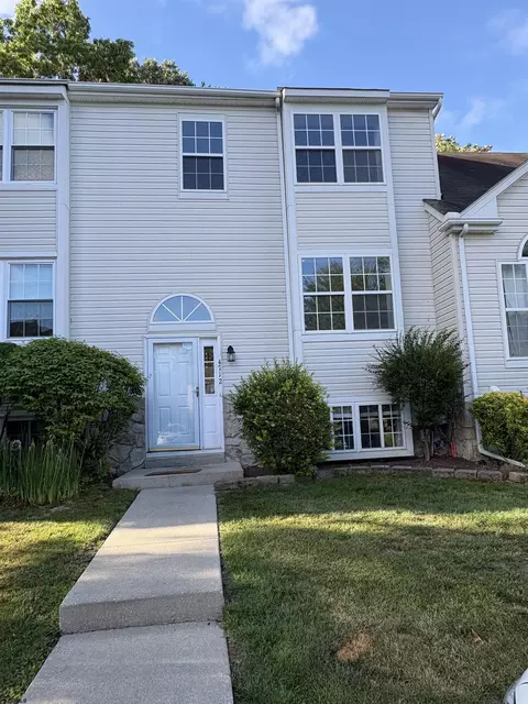 4712 Arrowood Pl, Mays Landing, NJ 08330