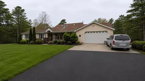 2336 5th Ave, Hammonton, NJ 08037
