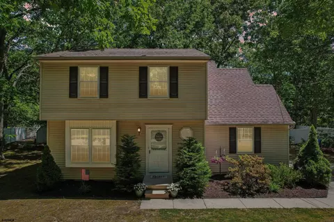 129 Townsend Rd, Marmora, NJ 08223
