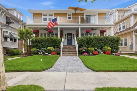 15 S Somerset Ave, Ventnor City, NJ 08406