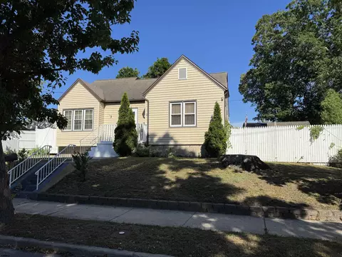 224 Huron Ave, Absecon, NJ 08201