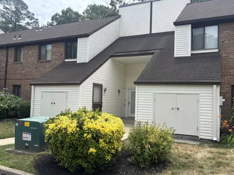 18 Country Magnolia #M, Egg Harbor Township, NJ 08234