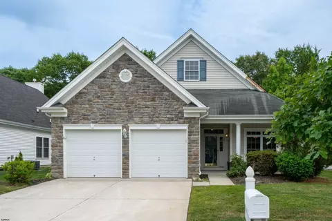 120 Snowdrop Rd, Egg Harbor Township, NJ 08234