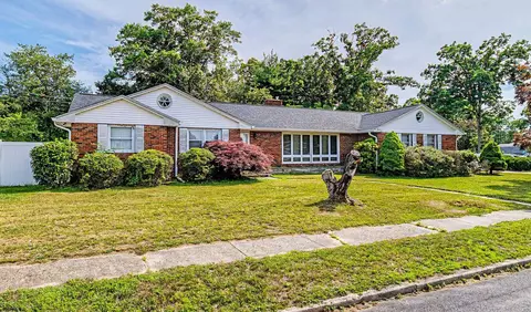 207 W Arctic, Minotola, NJ 08341