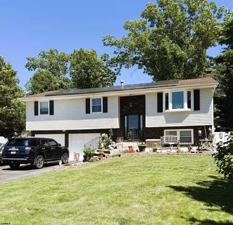 1629 Dolly Dr, Vineland, NJ 08361