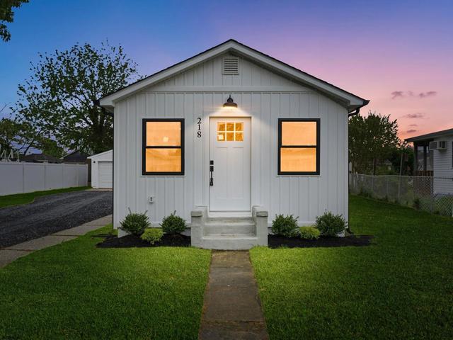 218 Woodland Ave, Villas, NJ 08251