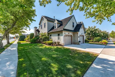 1 Leyte Ln, Ocean City, NJ 08226