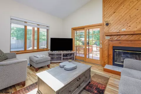 Living - 202 E Sturbridge, Galloway, NJ 08205 photo 5 of 5