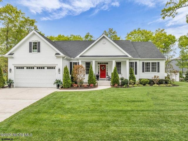 305 Glen Dornoch Ln, Egg Harbor Township, NJ 08234