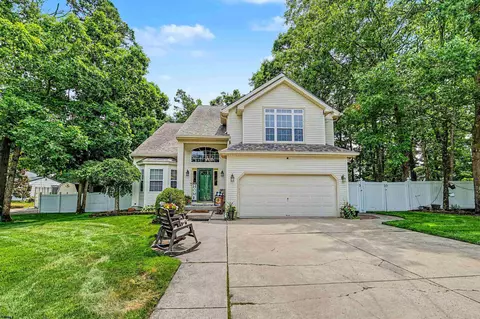 447 Delaware Ave, Egg Harbor Township, NJ 08234