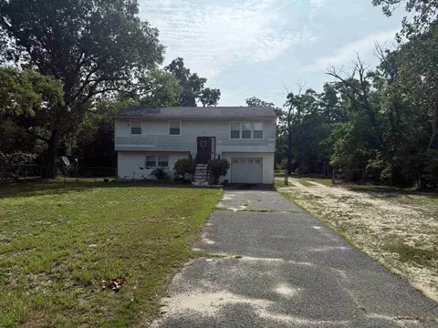 891 N Mill Rd, Vineland, NJ 08360
