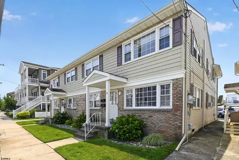 12 S Decatur Ave #A, Margate City, NJ 08402