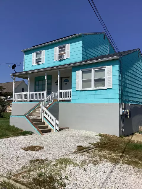 205 Fox Pl, Egg Harbor Township, NJ 08234