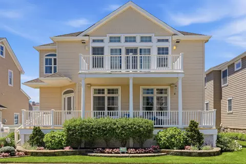 8 N 34th Ave, Longport, NJ 08403