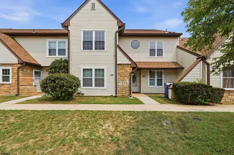 3103 Woodlands Dr #3103, Mays Landing, NJ 08330