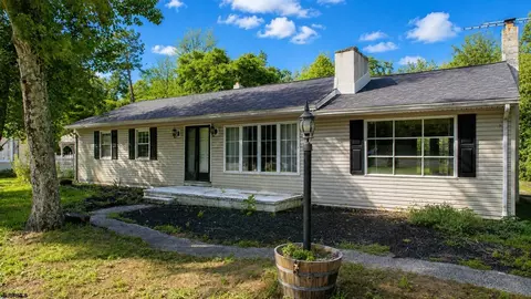 6332 Black Horse Pike, Mays Landing, NJ 08330