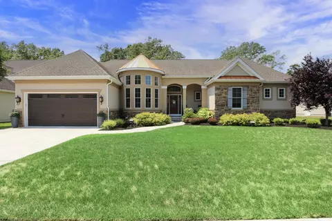 57 Pebble Beach Dr, Egg Harbor Township, NJ 08234