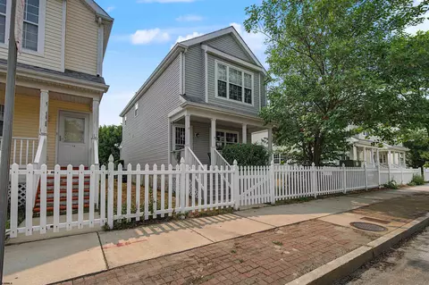 16 N New Hampshire Ave, Atlantic City, NJ 08401