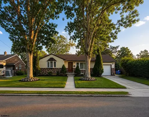 230 Ridgewood Dr, Northfield, NJ 08225