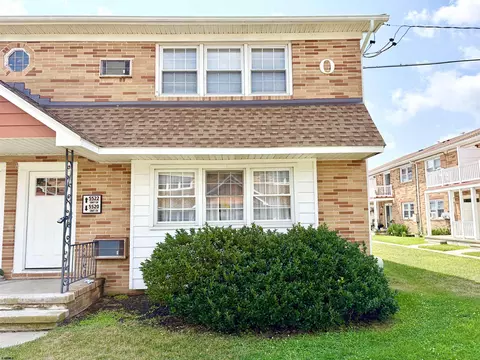 5520 Suffolk Ct #O-4, Ventnor City, NJ 08406