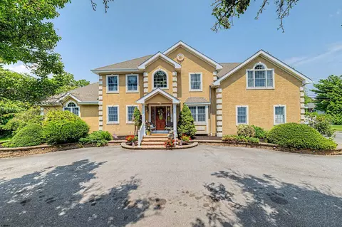 1911 Zion Rd, Northfield, NJ 08225