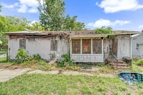 322 Taft Ave, Carneys Point, NJ 08069