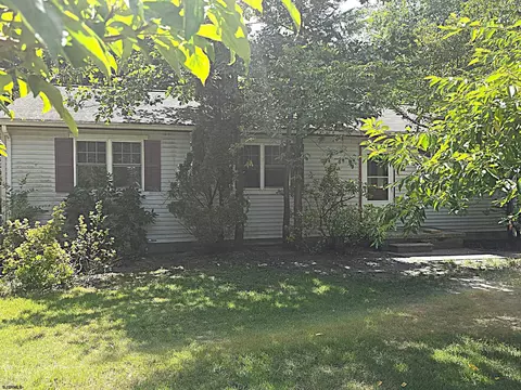 7311 Driftwood Ln, Mays Landing, NJ 08330
