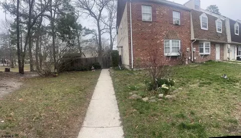 4993 Cardiff Ct, Hamilton, NJ 08330