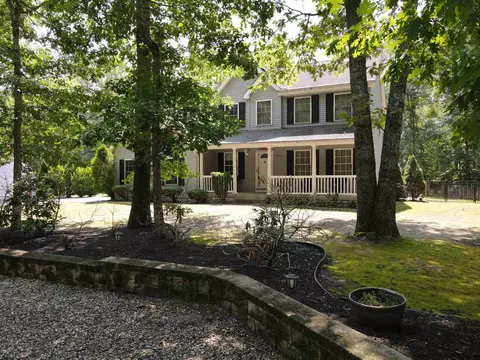 1400 Strawberry St, Mays Landing, NJ 08330