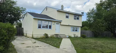 722 Johnson Dr, Pleasantville, NJ 08232