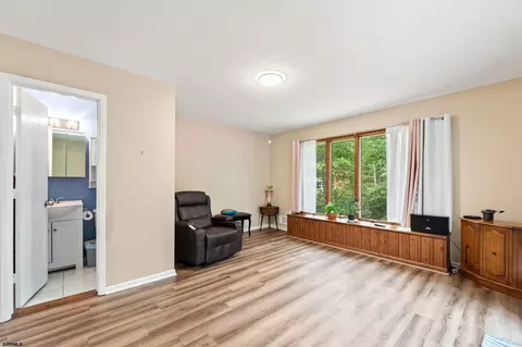 Living - 217 E Ridgewood Ave, Galloway, NJ 08205 photo 2 of 4