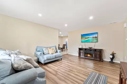 Living - 217 E Ridgewood Ave, Galloway, NJ 08205 photo 1 of 4