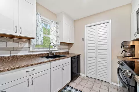 Kitchen - 217 E Ridgewood Ave, Galloway, NJ 08205 photo 5 of 5