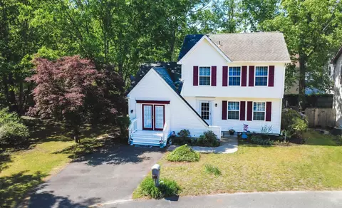 6138 Robin Dr, Hamilton, NJ 08330