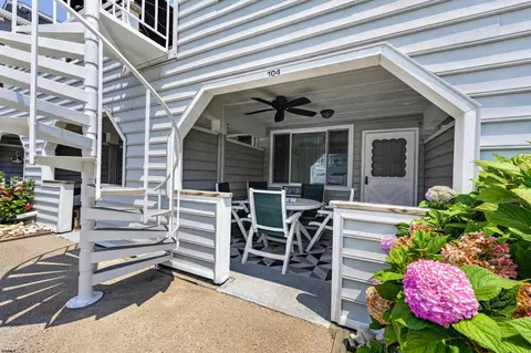 9510 Amherst Ave #104, Margate City, NJ 08402