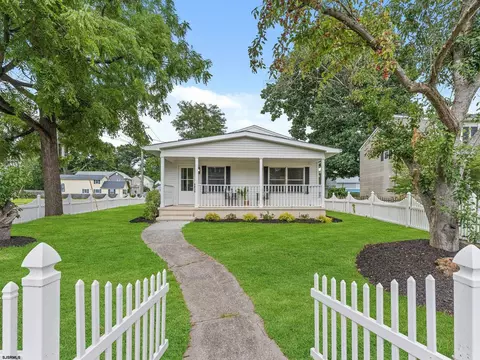 215 S Main St, Woodstown, NJ 08098