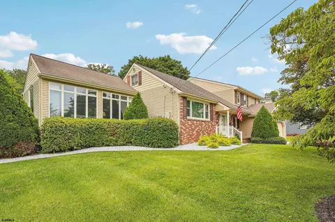12 Vickers Ave, Bridgeton, NJ 08302