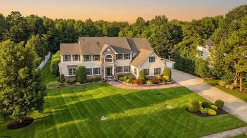 10 Marshall Dr, Egg Harbor Township, NJ 08234