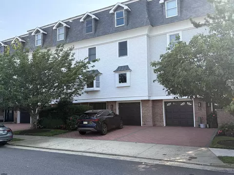 2 S Clermont Ave #2, Margate City, NJ 08402