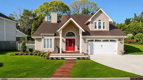 107 Holly Ln, Linwood, NJ 08221