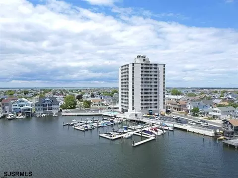 236 N Derby Ave #1406, Ventnor City, NJ 08406