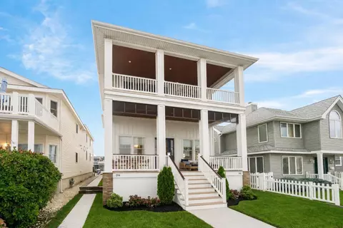 2112 Wesley Ave #1ST, Ocean City, NJ 08226