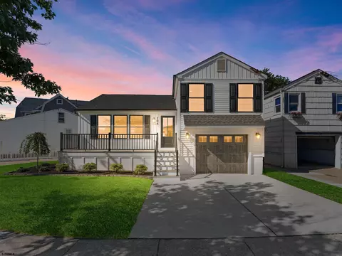 104 Crescent Rd, Ocean City, NJ 08226